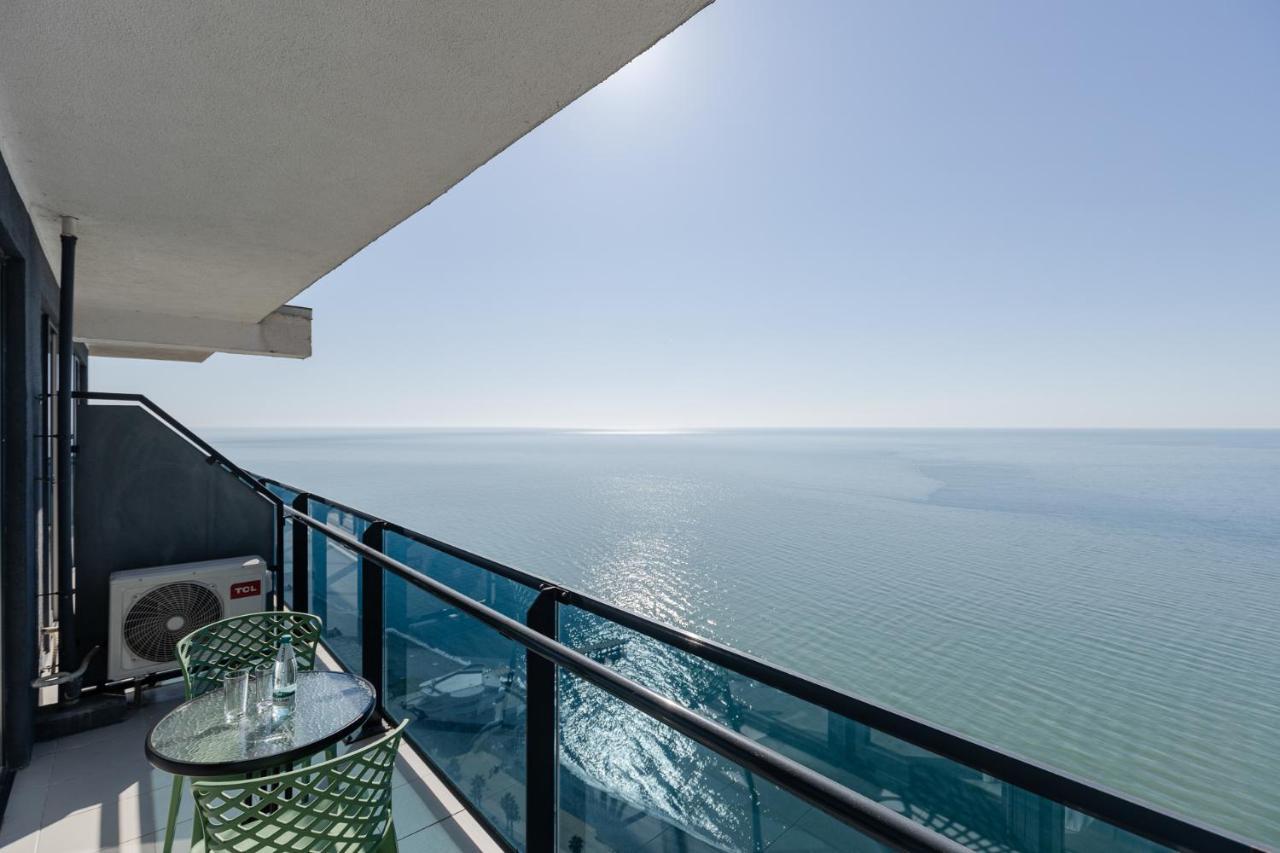 The Spot Apartments - Orbi Beach Tower Батумі Екстер'єр фото