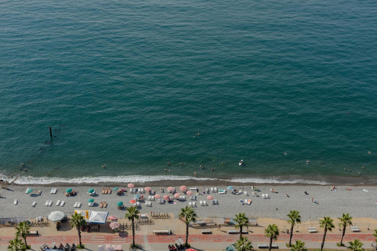 The Spot Apartments - Orbi Beach Tower Батумі Екстер'єр фото