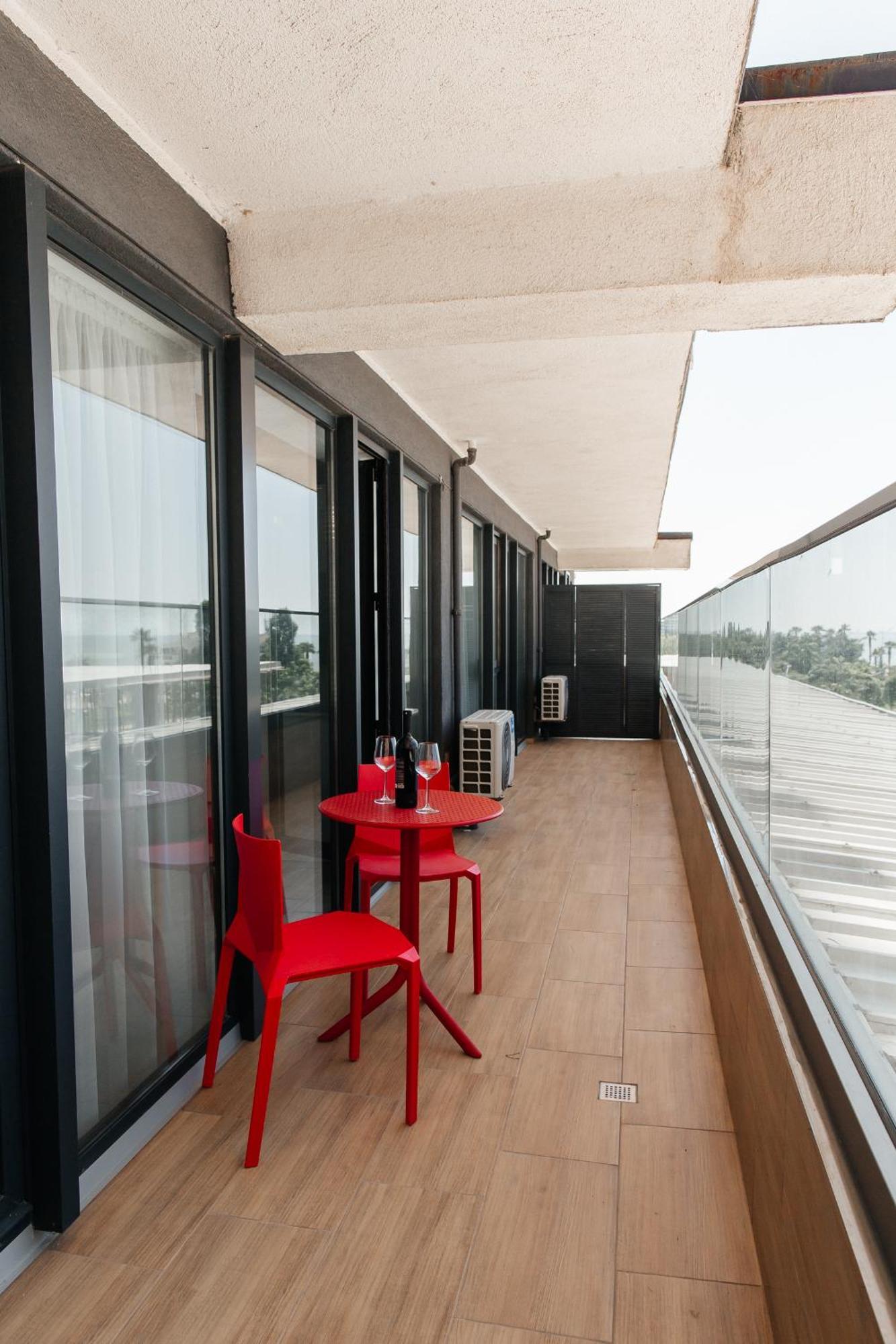 The Spot Apartments - Orbi Beach Tower Батумі Екстер'єр фото