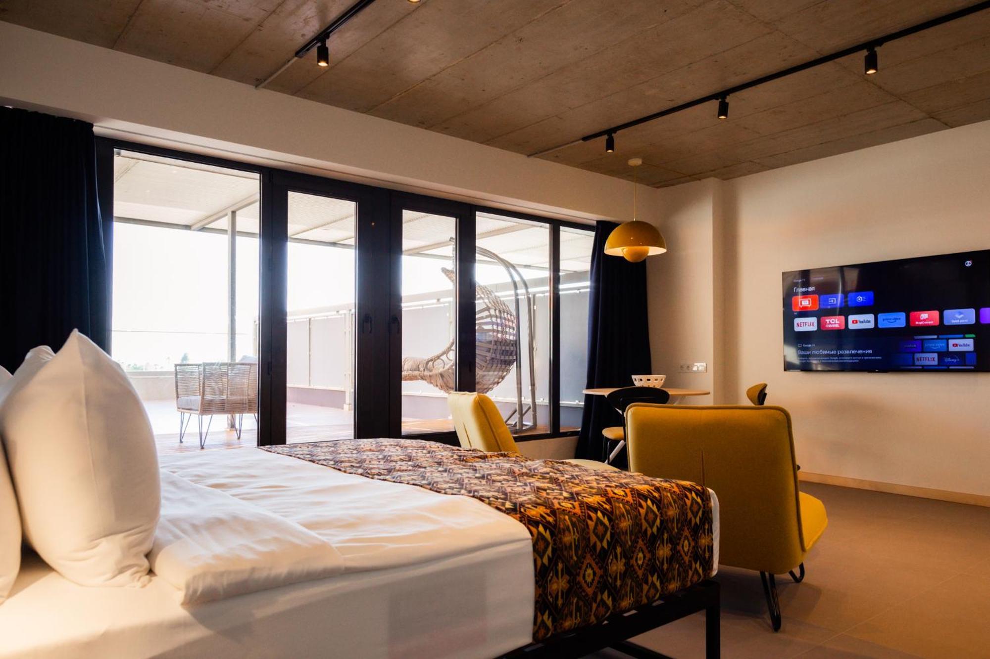 The Spot Apartments - Orbi Beach Tower Батумі Екстер'єр фото